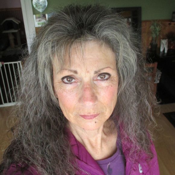 Meet your Posher, Arletta - Picture 1 of 1